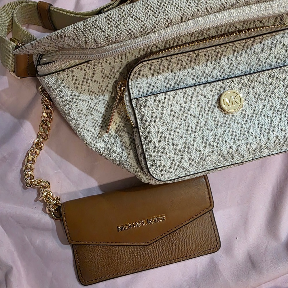 Michael Kors Cream and Brown Crossbody Bag - Picture 2 of 3